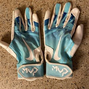 Nike Youth Baseball/Softball Batting Gloves